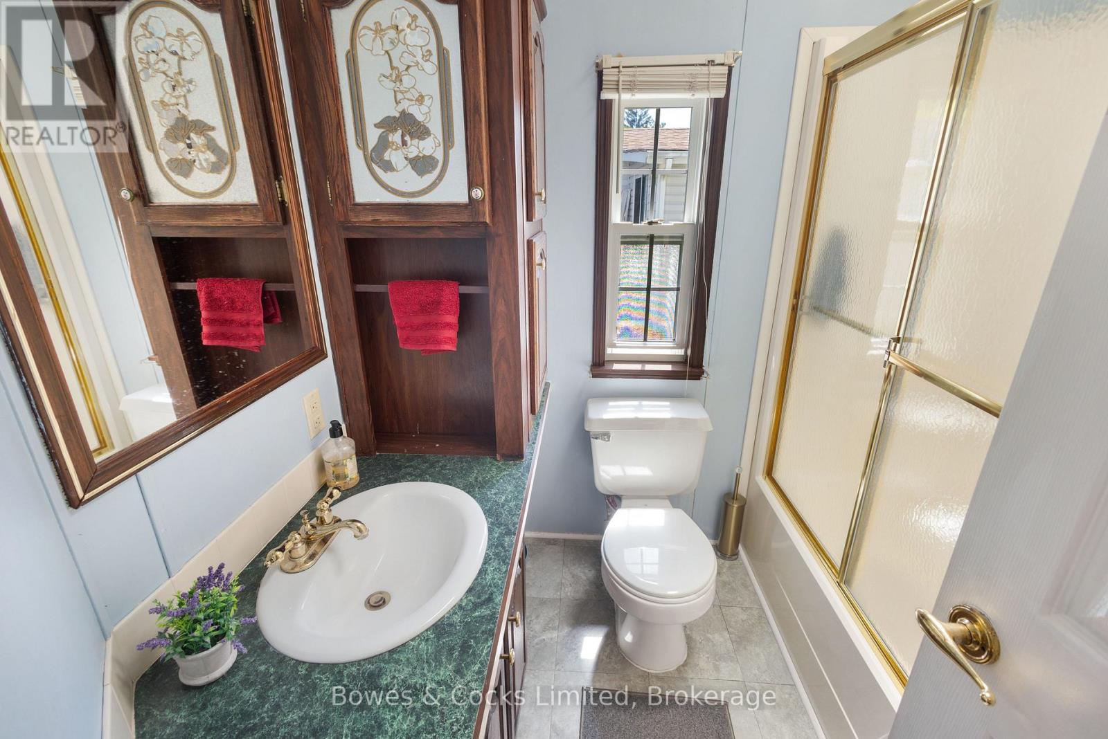 13 TRILLIUM DRIVE - 19