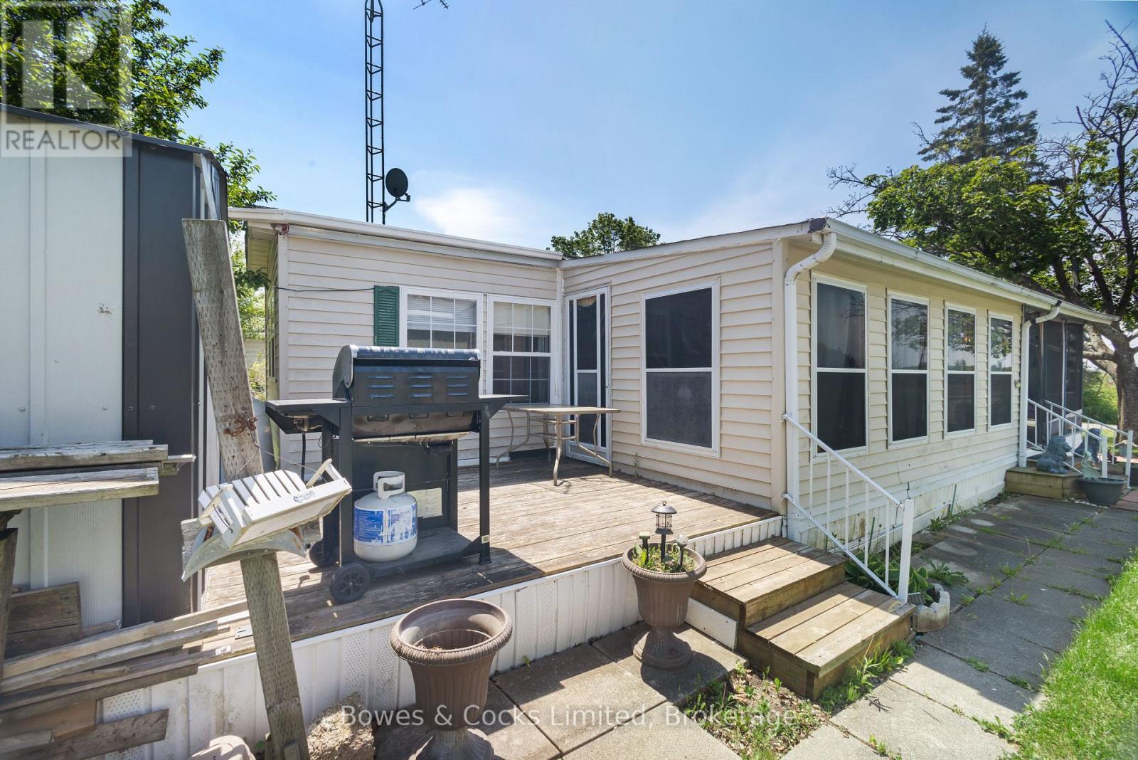 13 TRILLIUM DRIVE - 22
