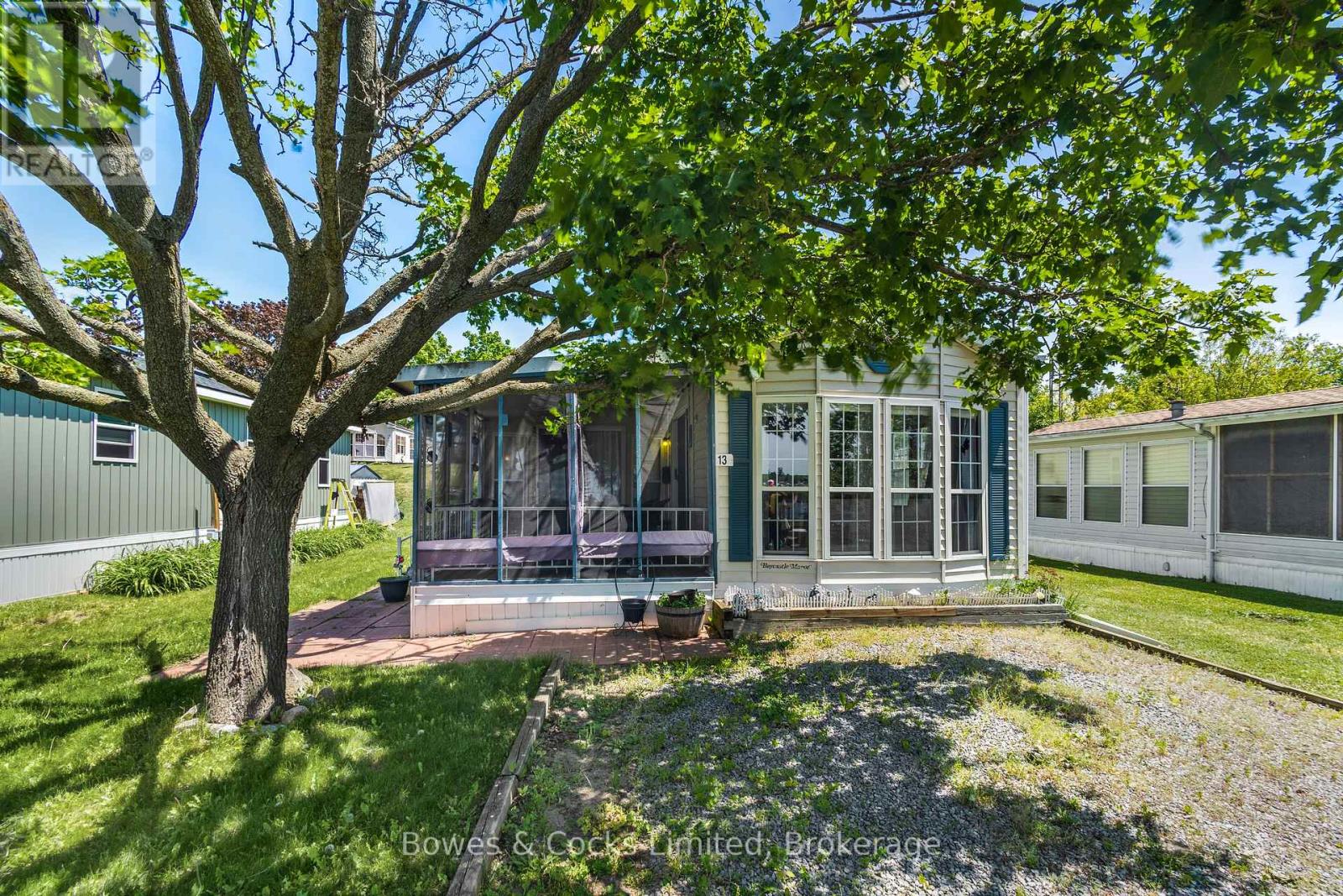 13 TRILLIUM DRIVE - 3