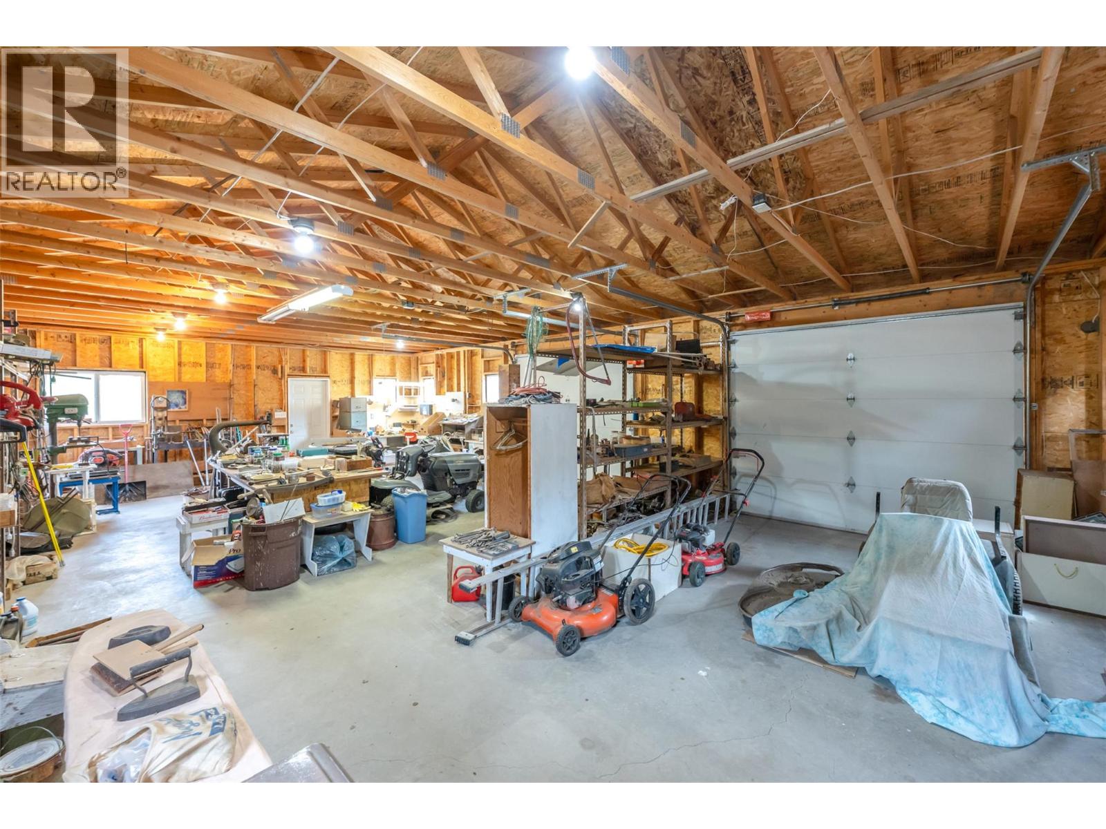 2185 Newton Road - 50