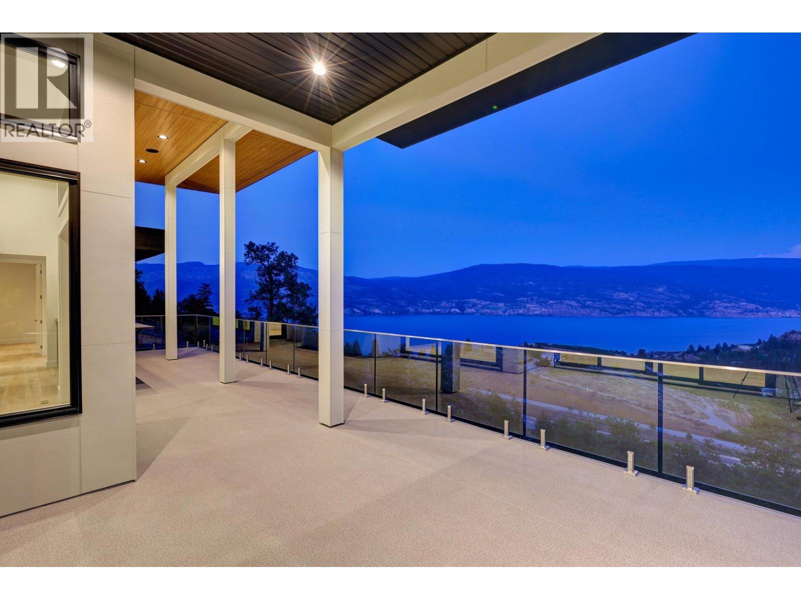 18697 Mckenzie Court, Summerland
