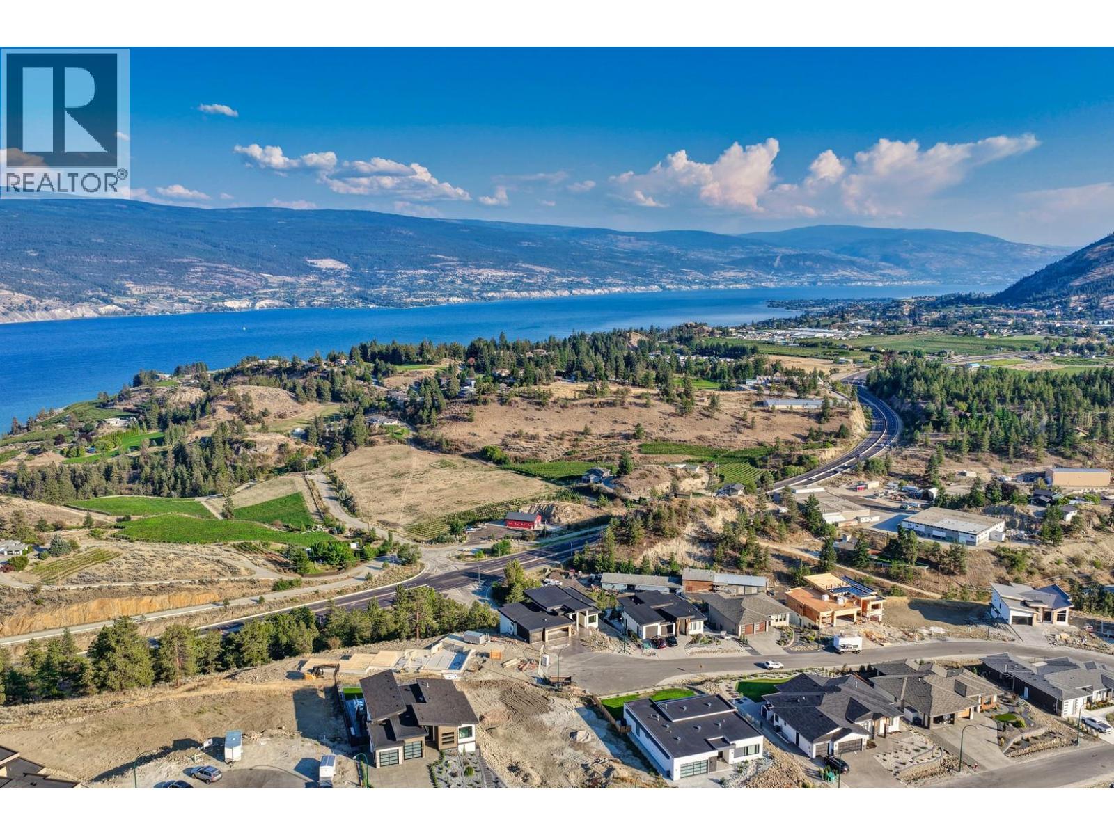 18697 Mckenzie Court, Summerland