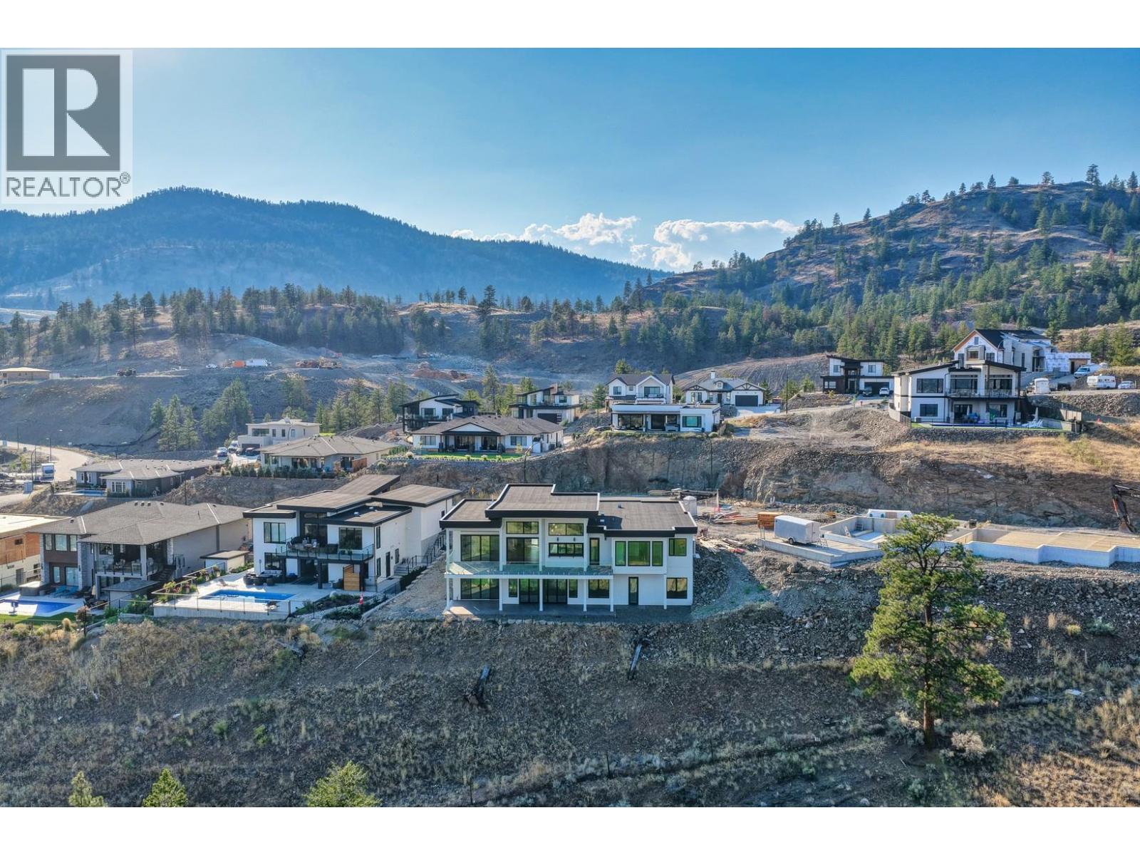 18697 Mckenzie Court, Summerland