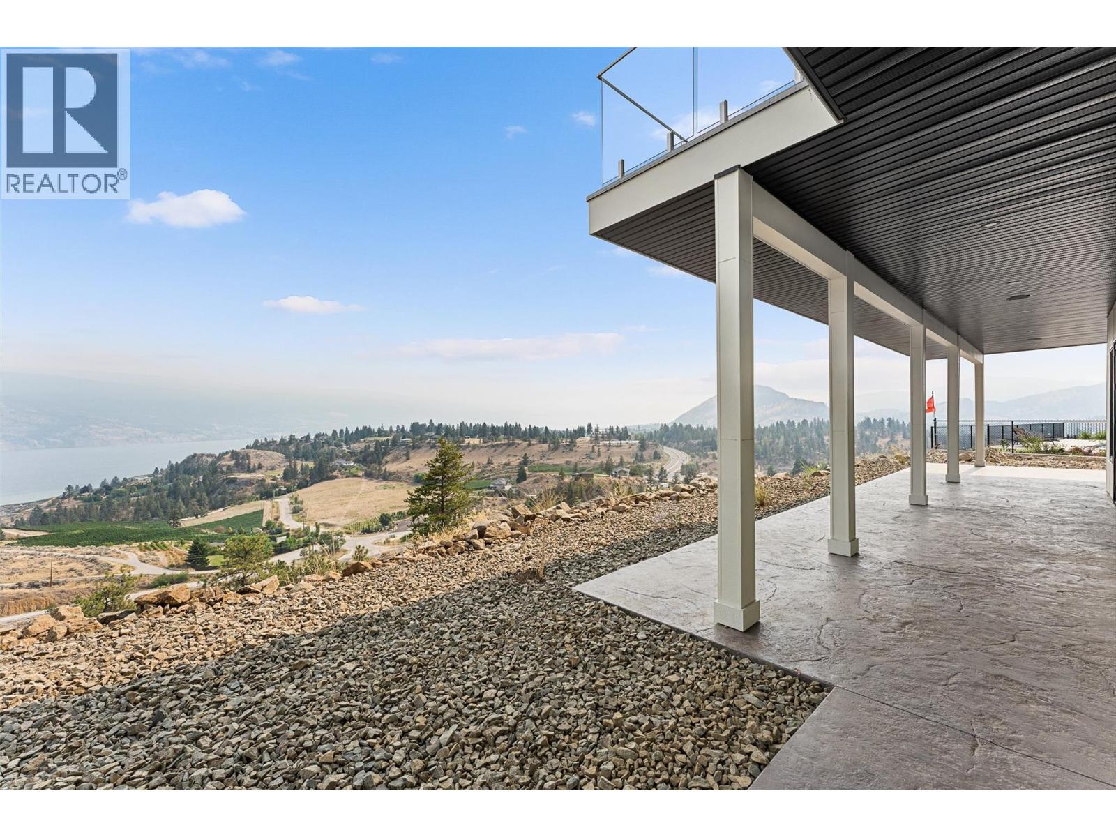18697 Mckenzie Court, Summerland