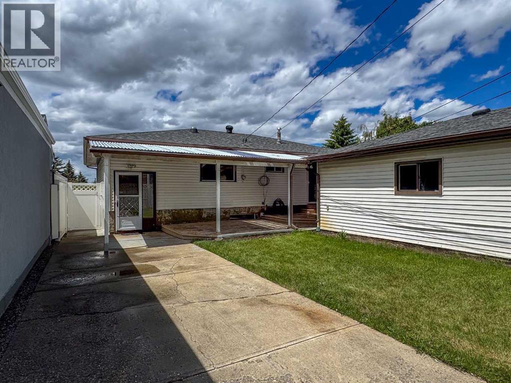 548 Mcintosh Road NE — photo 31