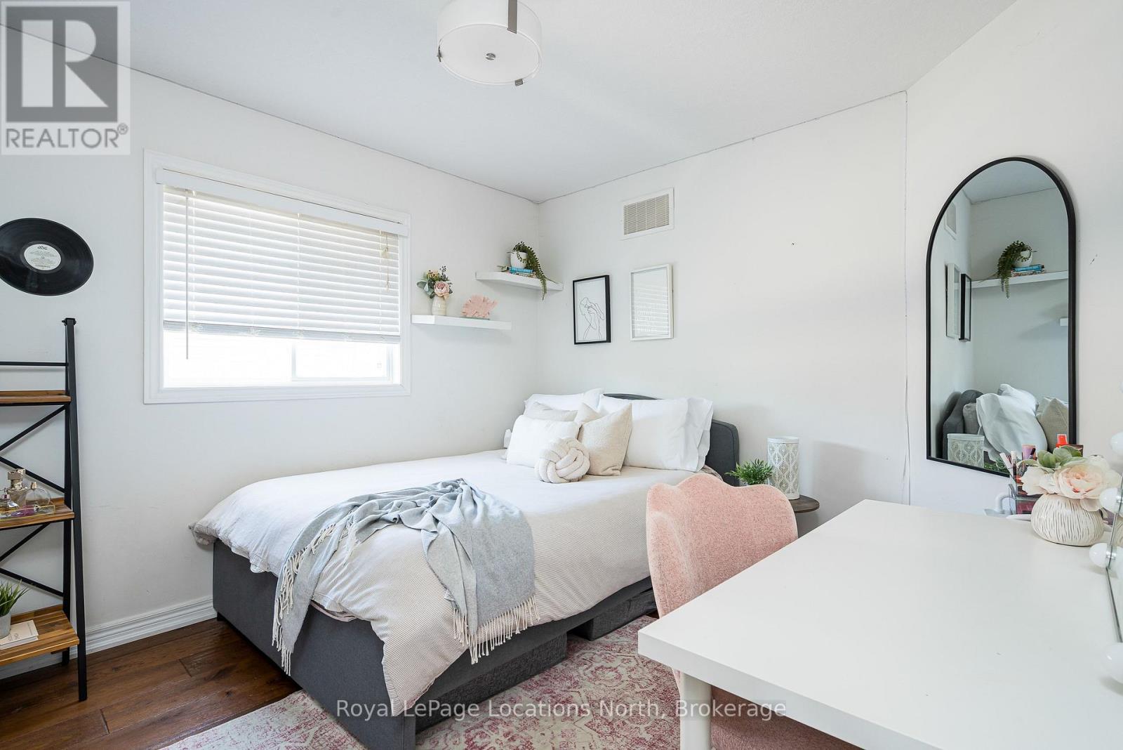 12 PATTON STREET - 24