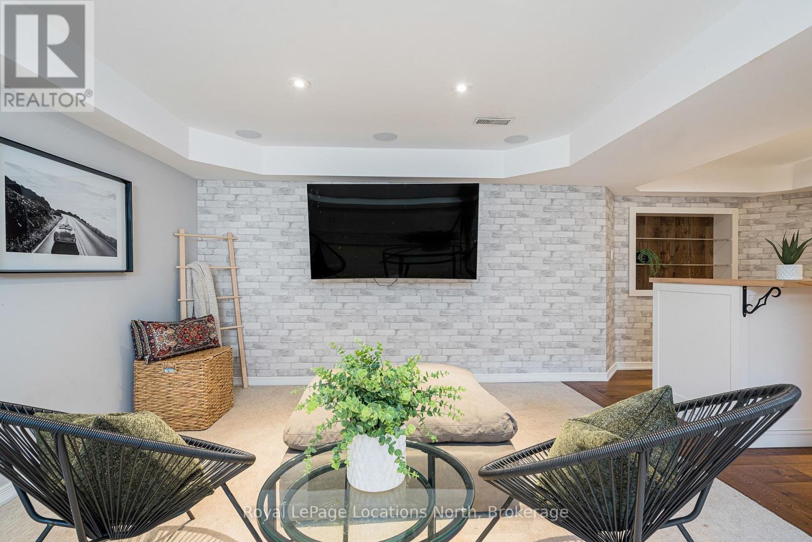 12 PATTON STREET - 29