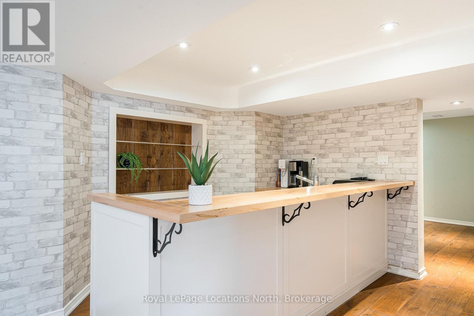 12 PATTON STREET - 31