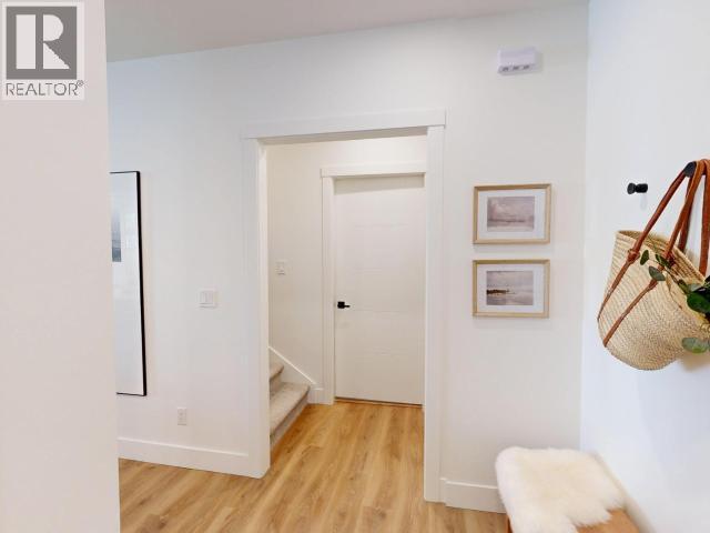 4060 SATURNA AVE - 20