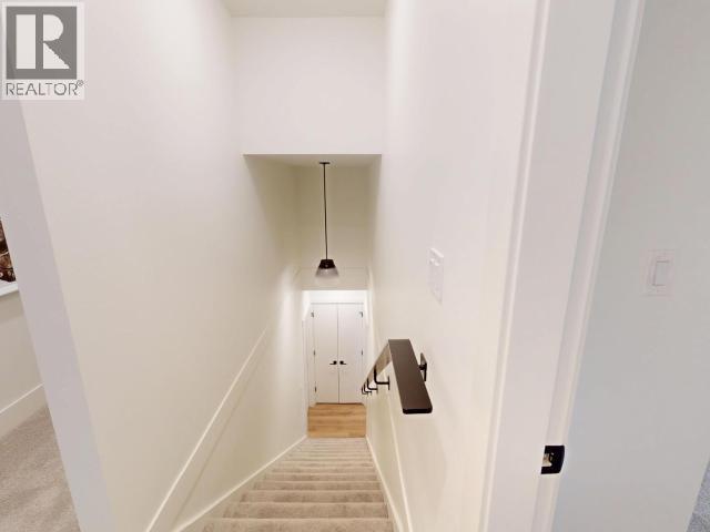 4060 SATURNA AVE - 27