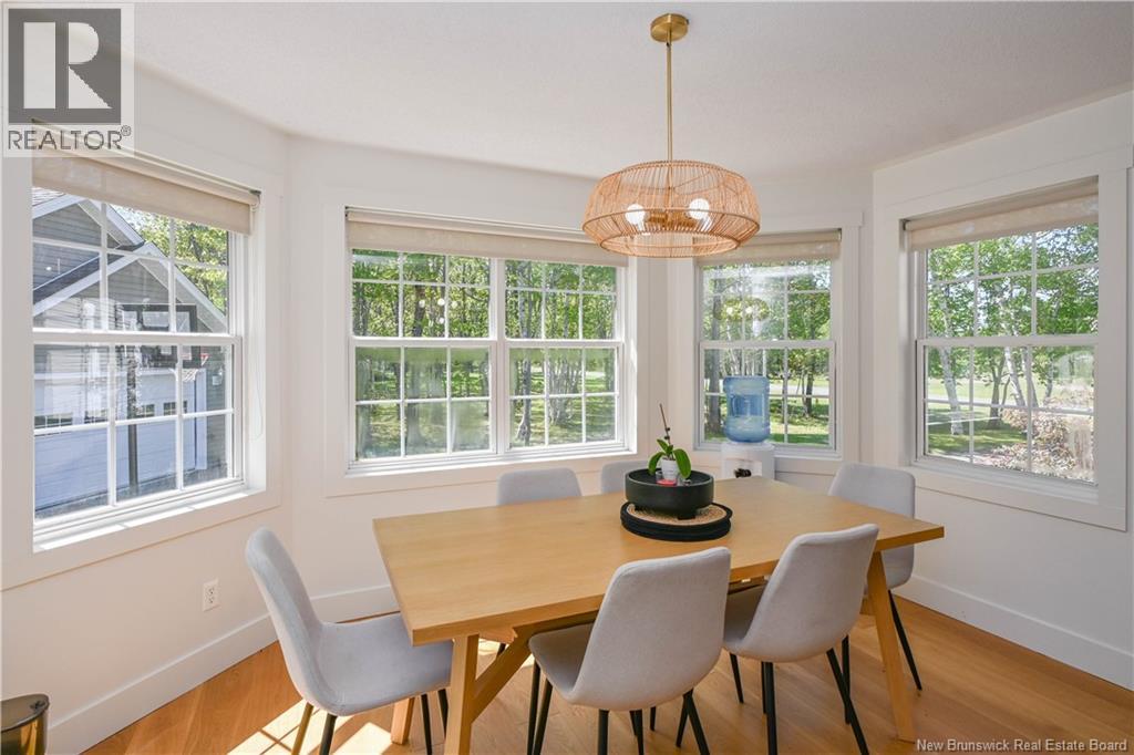 374 du Bicentenaire Street - 21