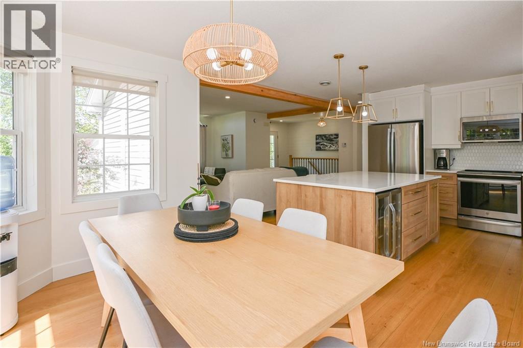 374 du Bicentenaire Street - 22