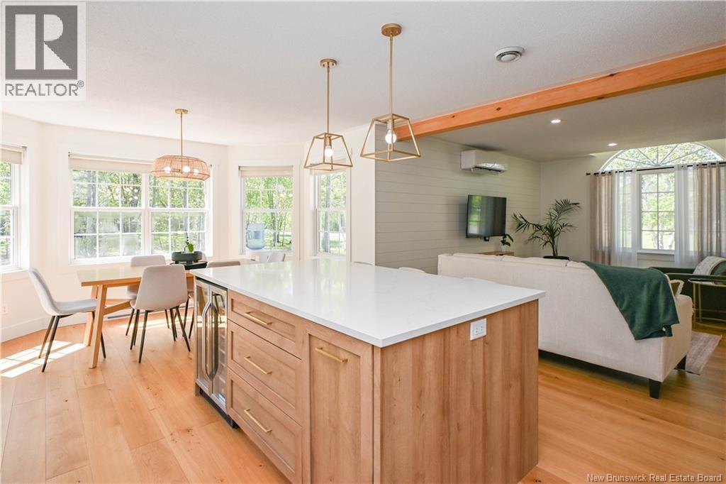 374 du Bicentenaire Street - 16