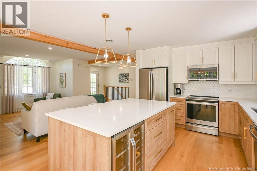 374 du Bicentenaire Street - 18