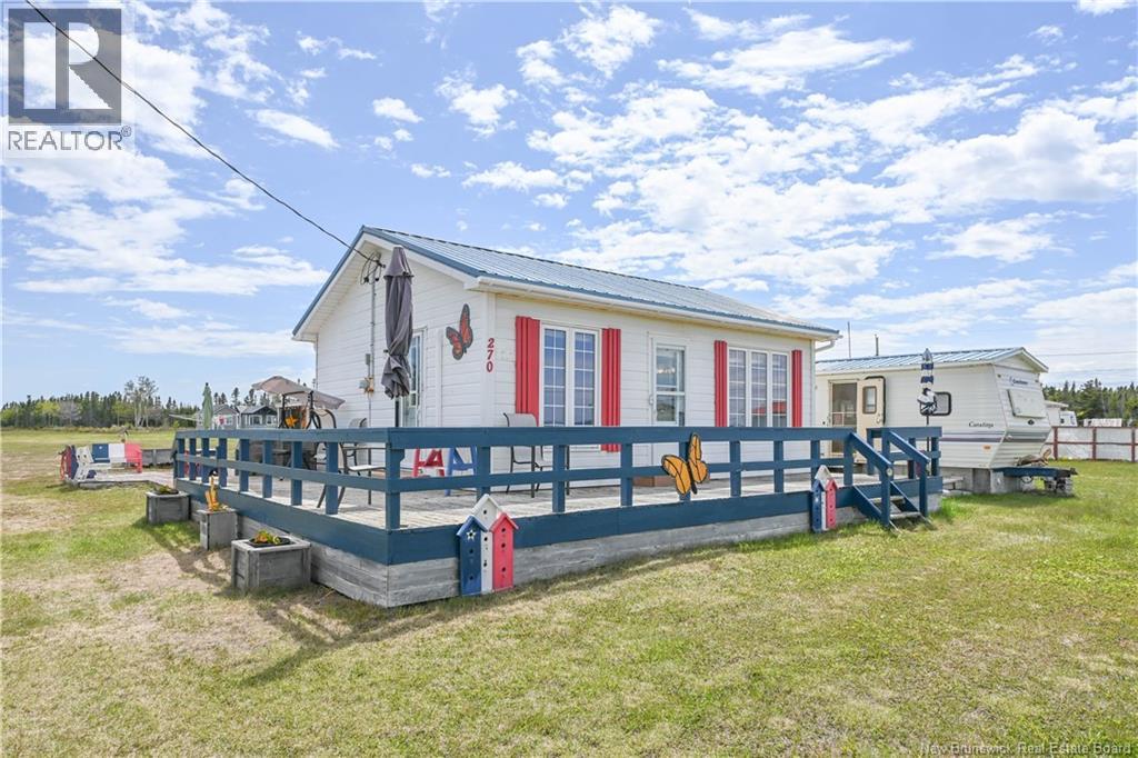 270 des Chalets Road - 3