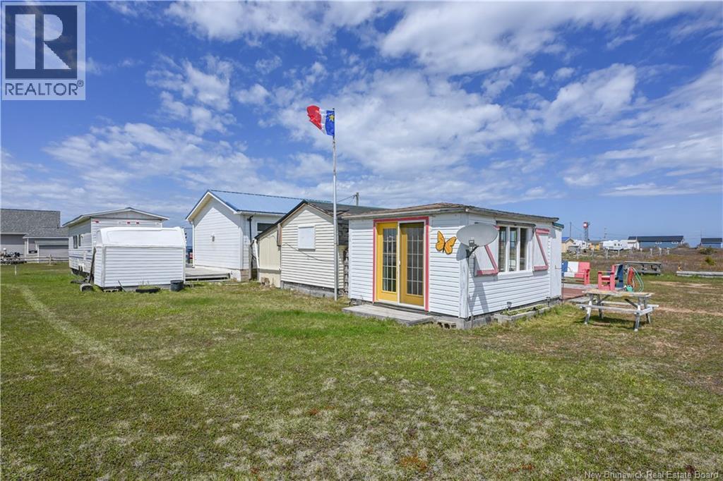 270 des Chalets Road - 10