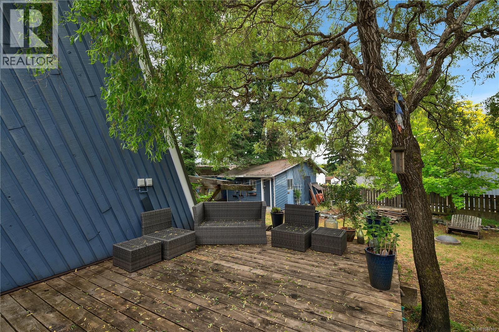 810 Shellbourne Blvd - 41