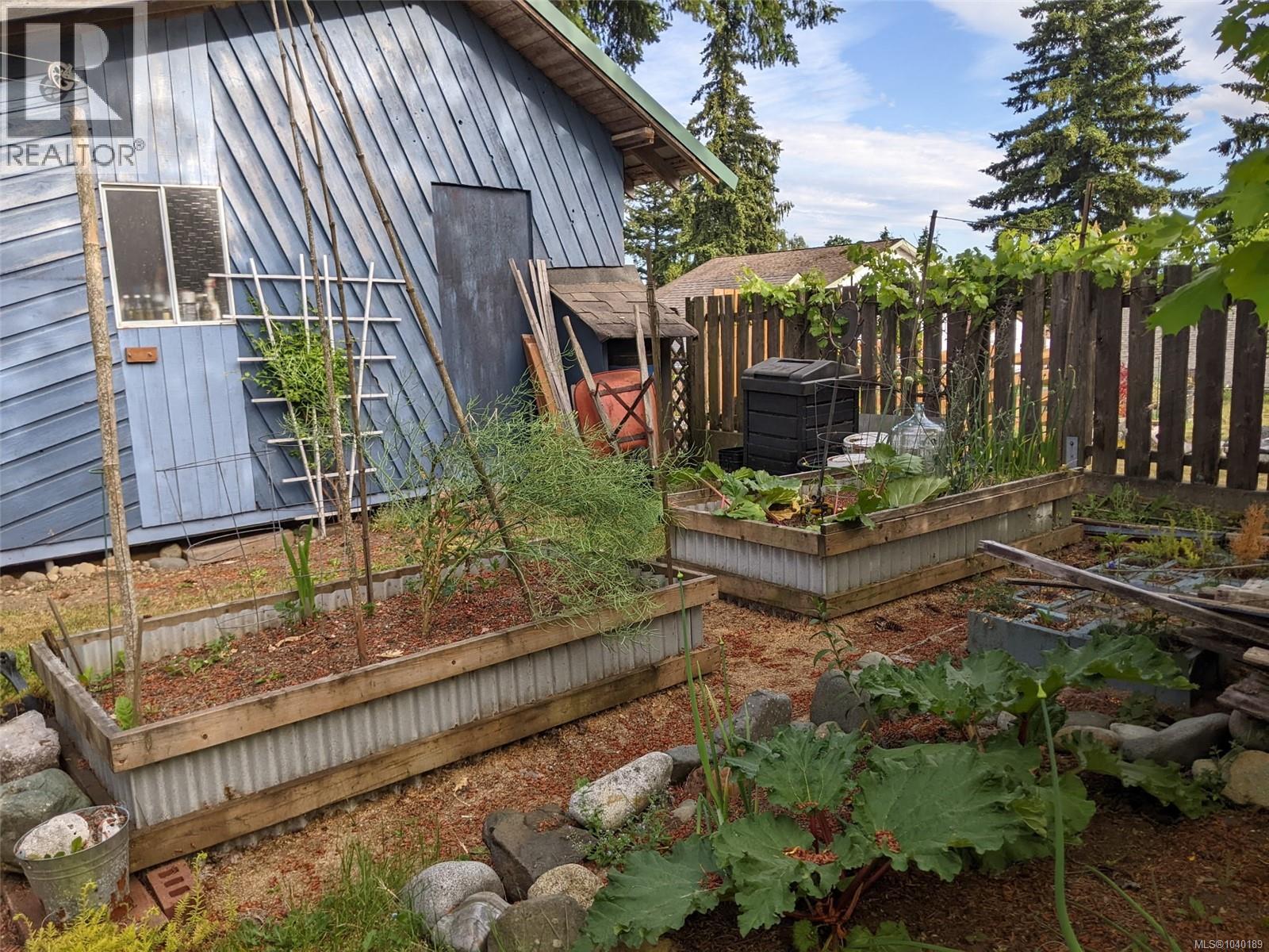 810 Shellbourne Blvd, Campbell River