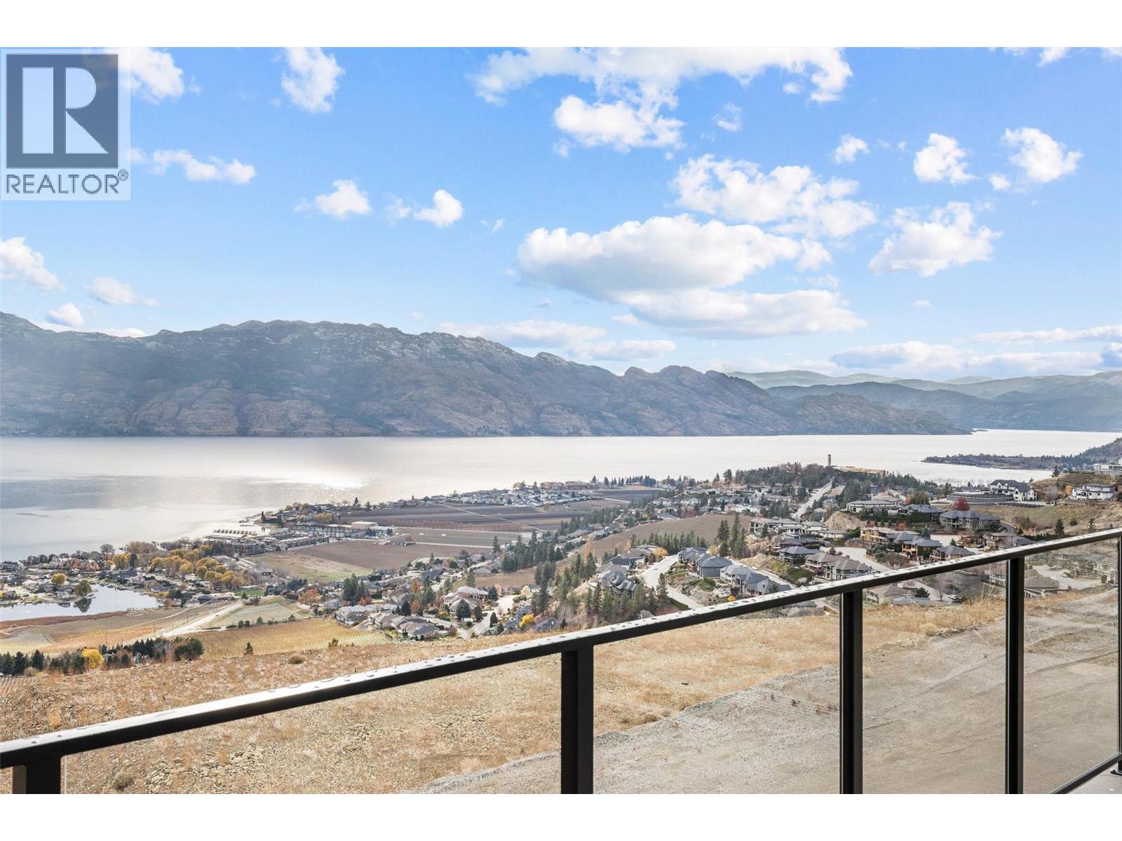 1363 Vineyard Drive, West Kelowna