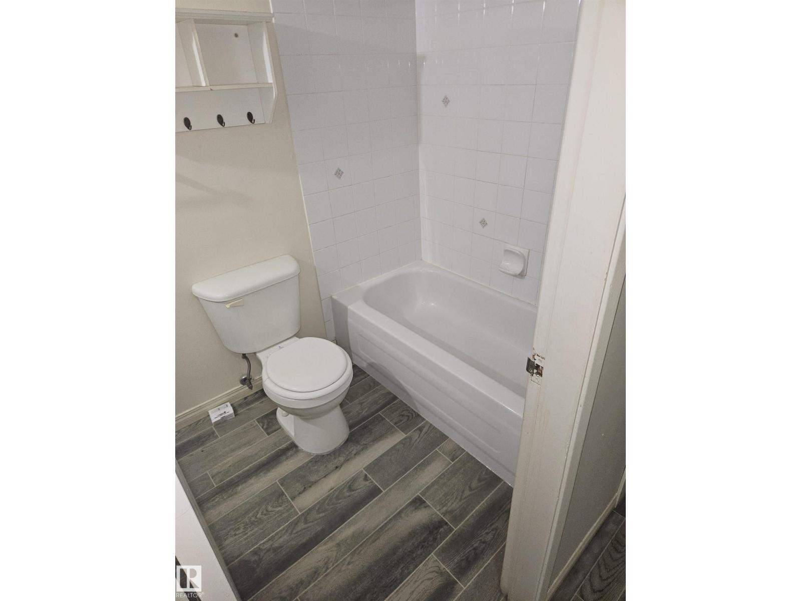 #401 10615 110 Street NW - 14