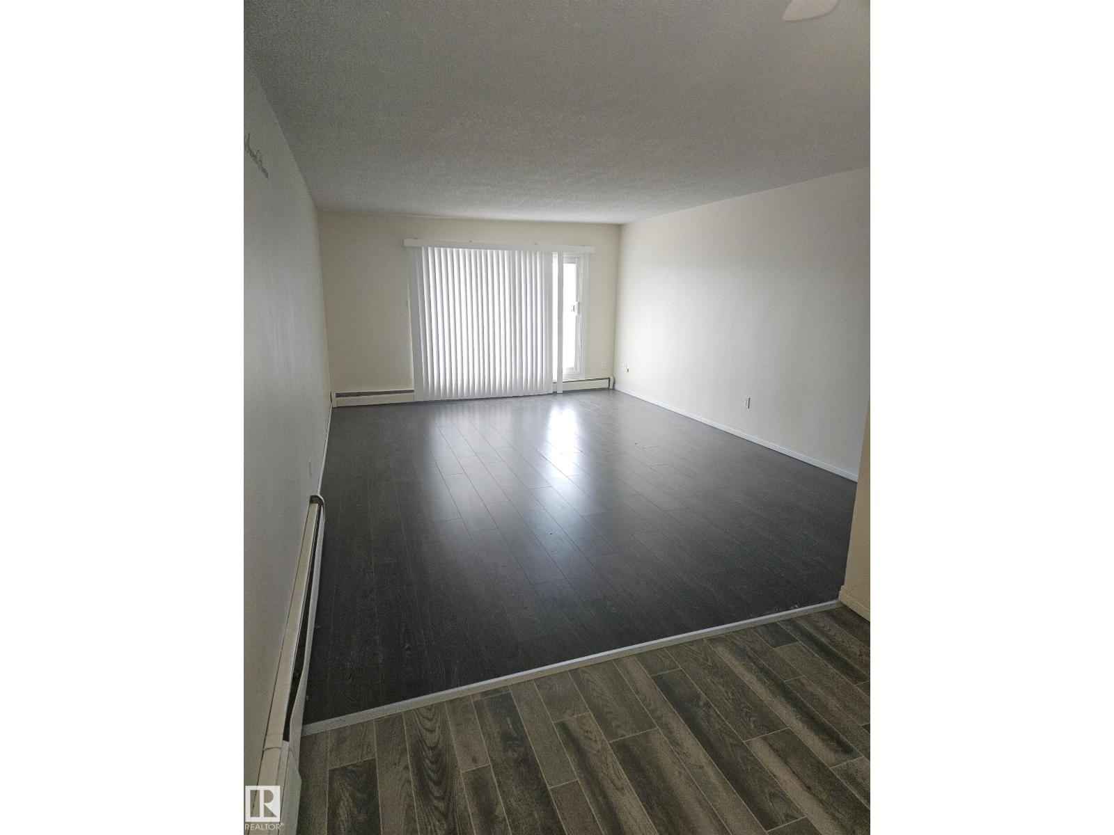 #401 10615 110 Street NW - 6