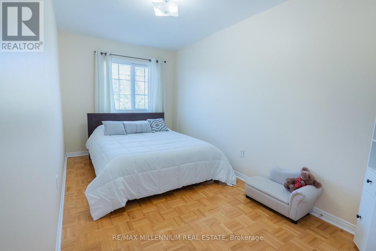90 RONAN CRESCENT - 15