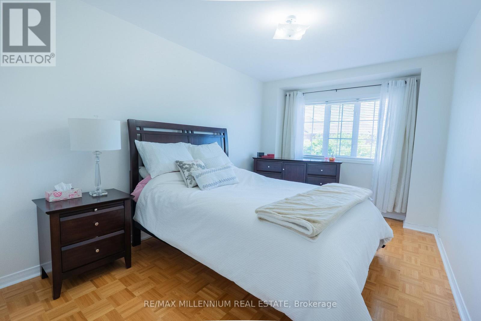 90 RONAN CRESCENT - 17