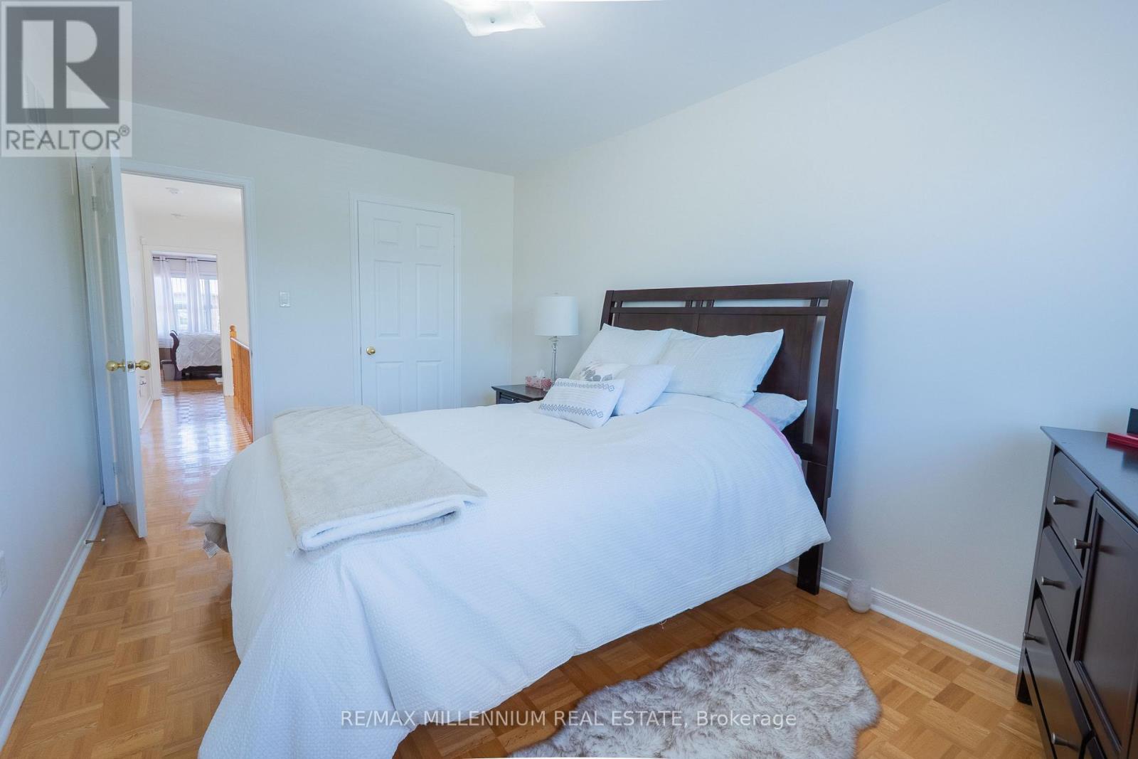 90 RONAN CRESCENT - 18
