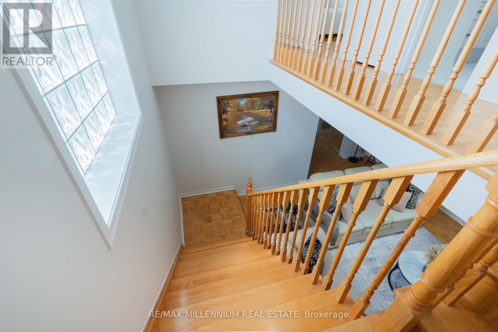 90 RONAN CRESCENT - 24