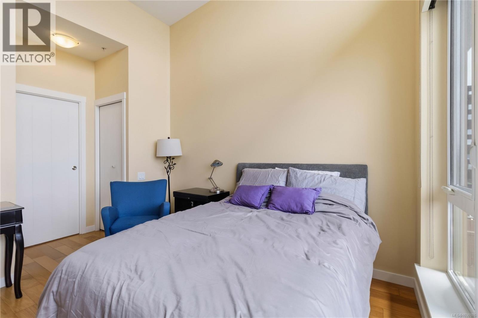 #302 6683 Horne Rd - 25