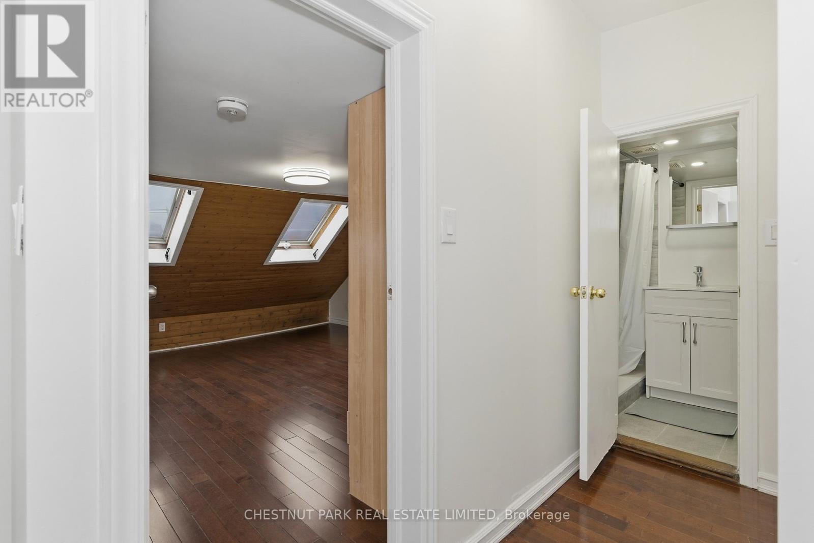 41 RONCESVALLES AVENUE - 26