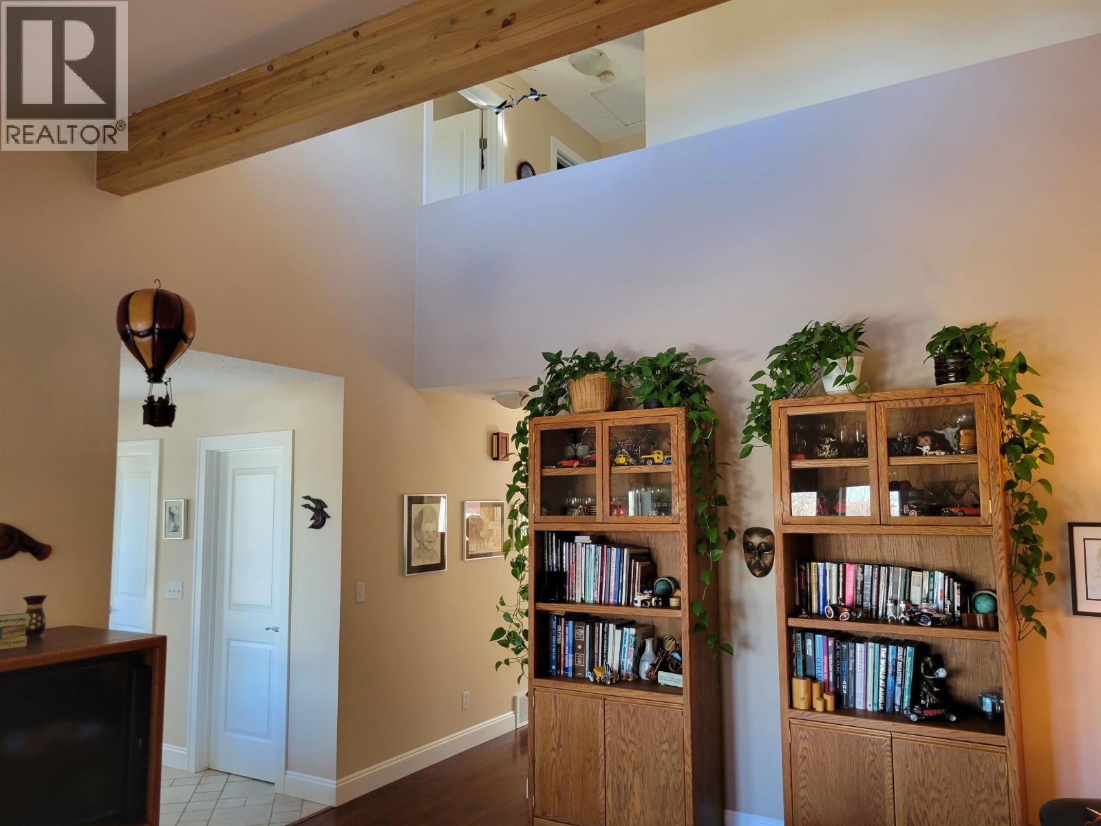 2480 SILVERSMITH AVENUE - 29