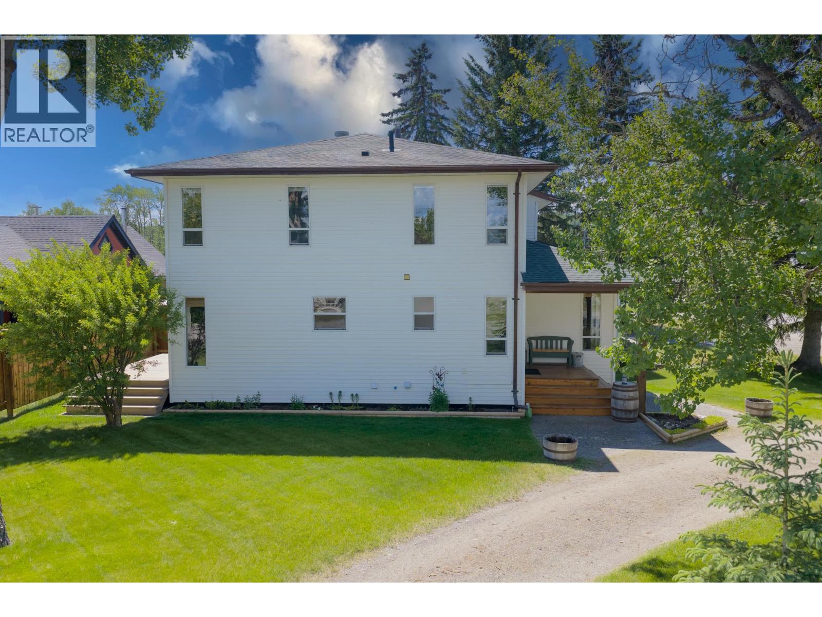2480 SILVERSMITH AVENUE - 39