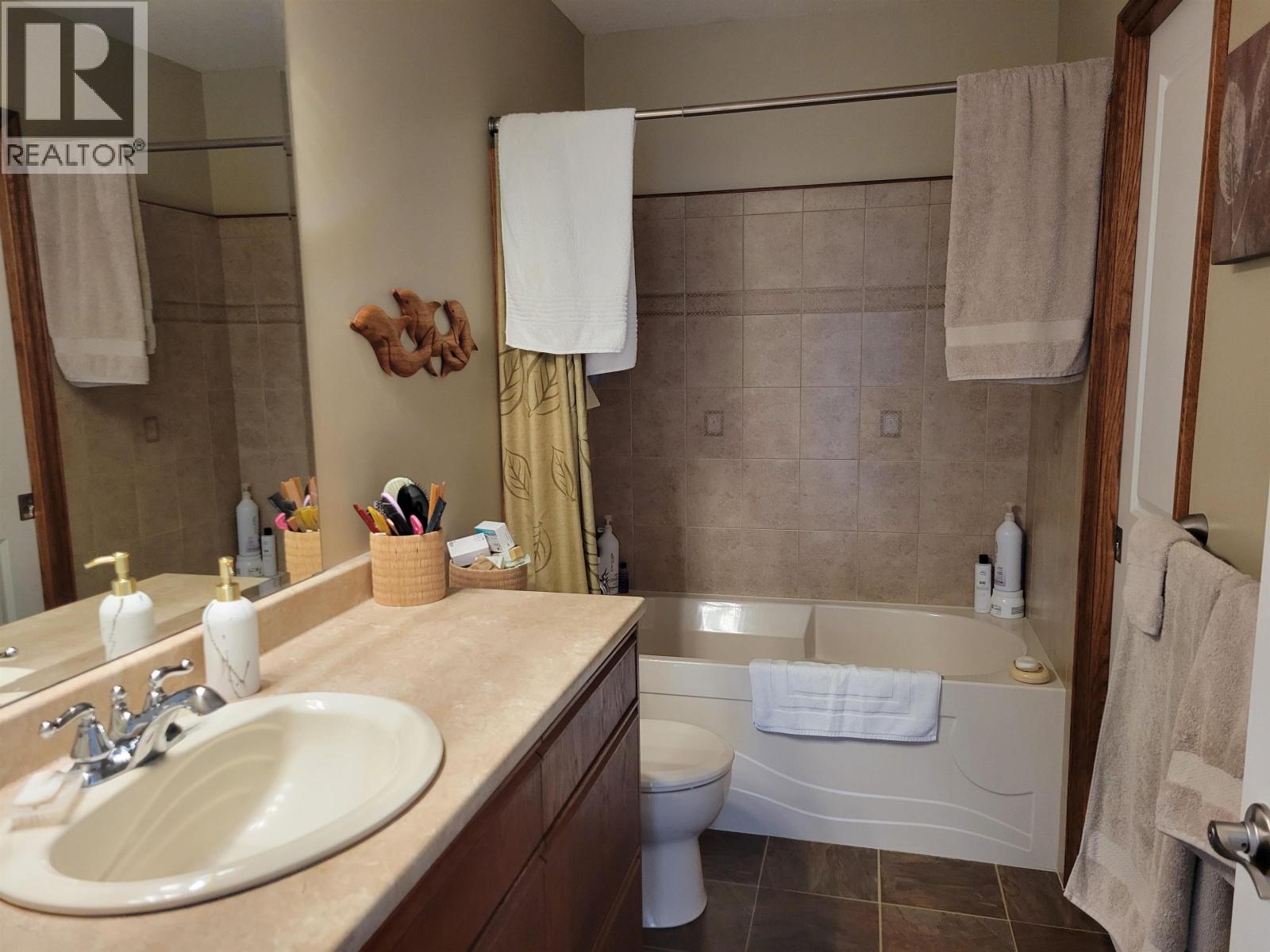 2480 SILVERSMITH AVENUE - 30