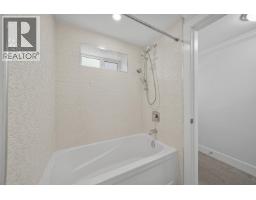 4560 Pender Street, Burnaby, BC V5C2N1 Photo 27