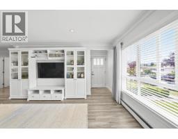 4560 Pender Street, Burnaby, BC V5C2N1 Photo 9