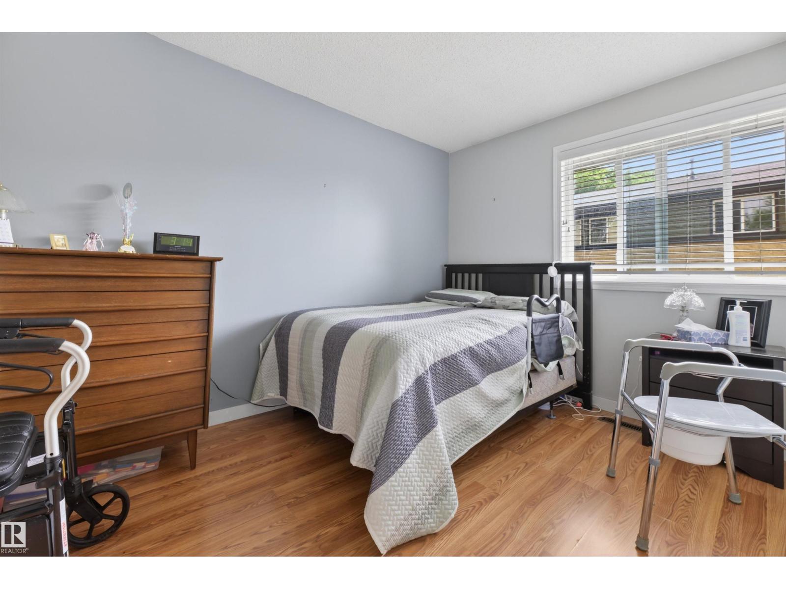 256 WOODBRIDGE WY - 14
