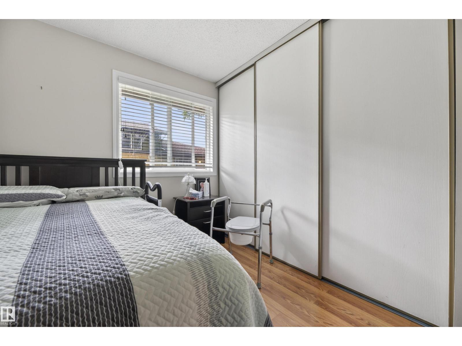 256 WOODBRIDGE WY - 15