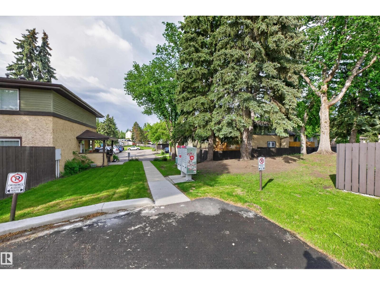 256 WOODBRIDGE WY - 34