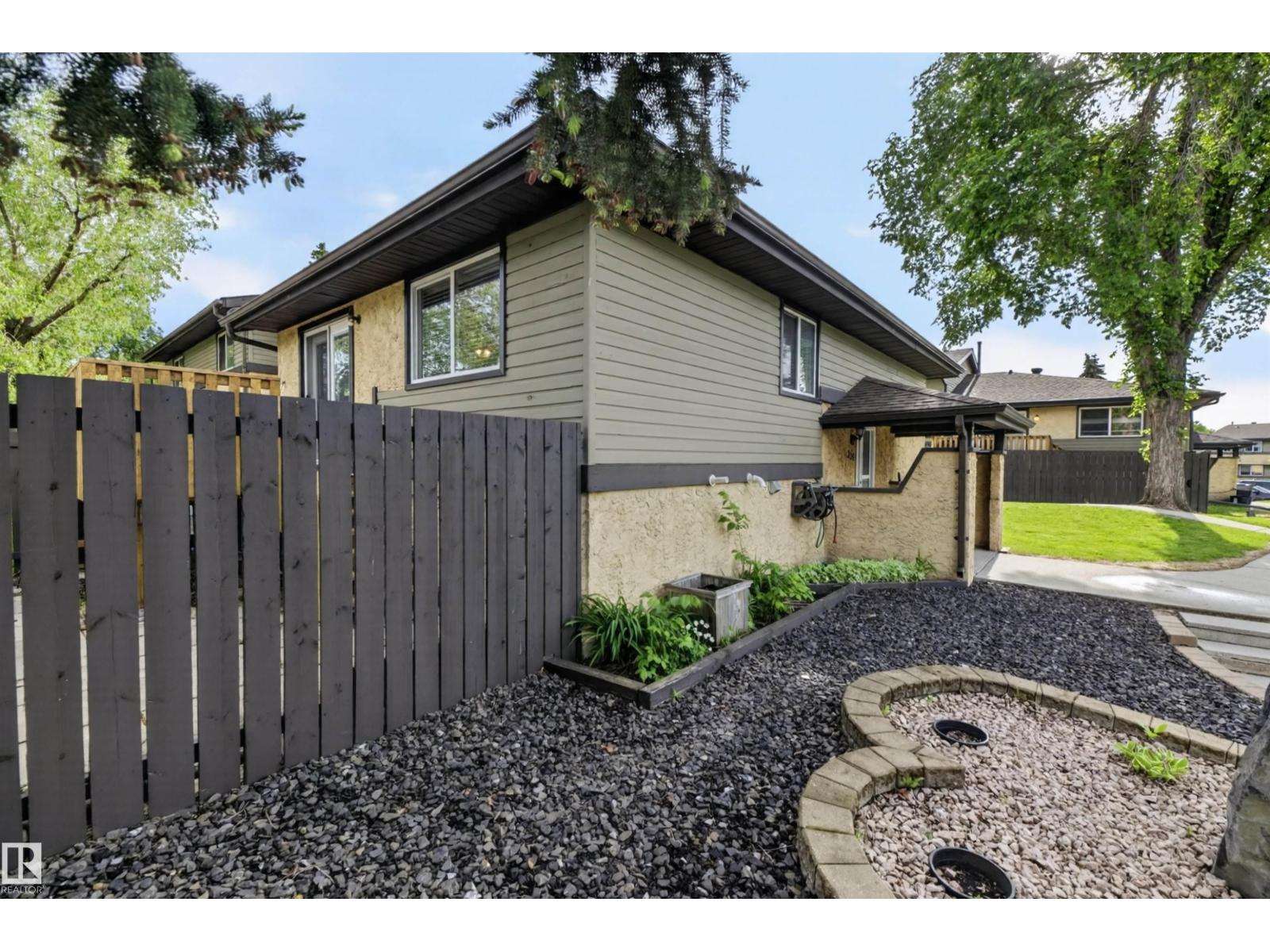 256 WOODBRIDGE WY - 37