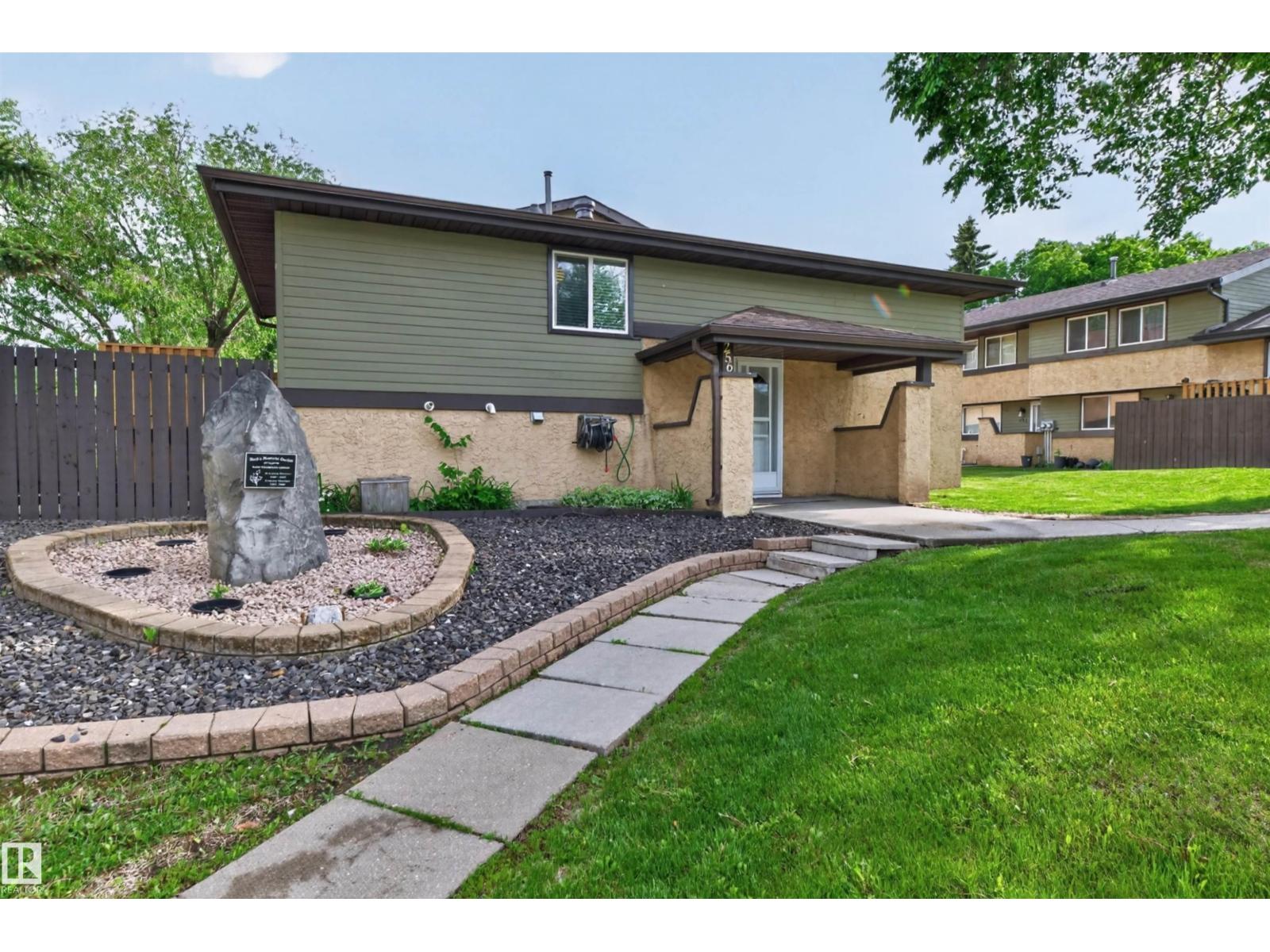 256 WOODBRIDGE WY - 38