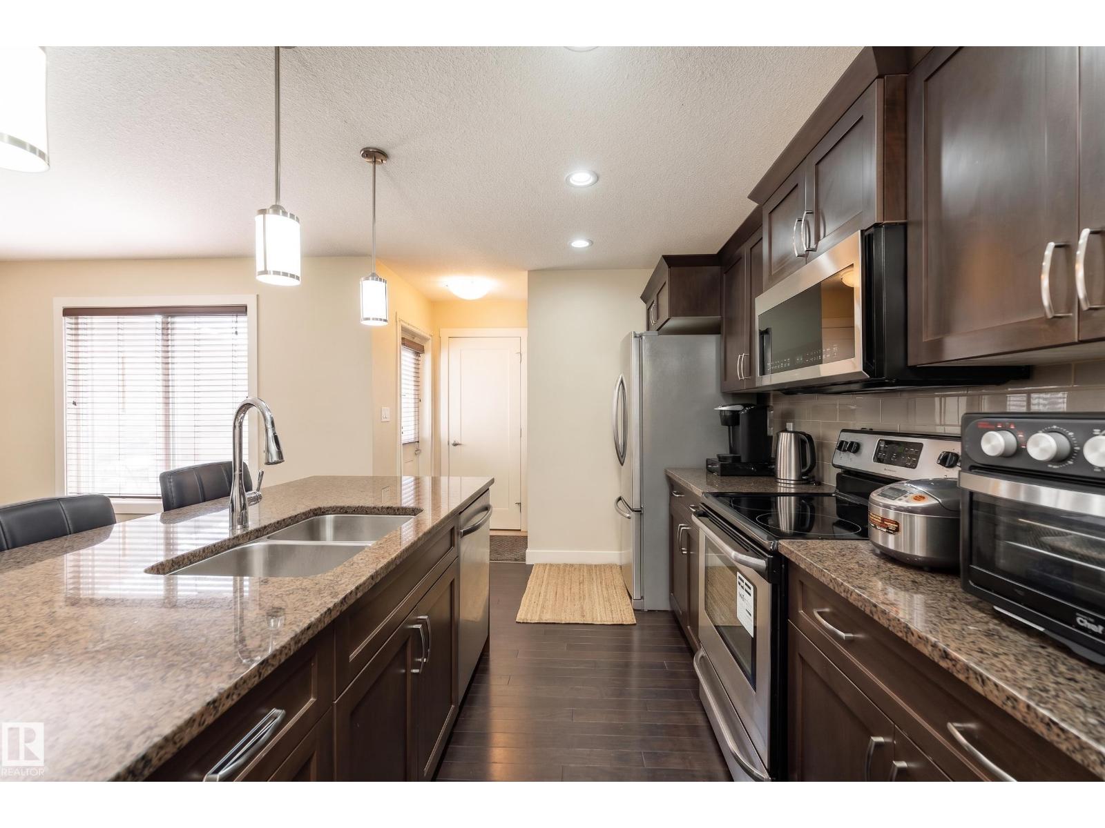 152 CY BECKER BV NW — photo 11