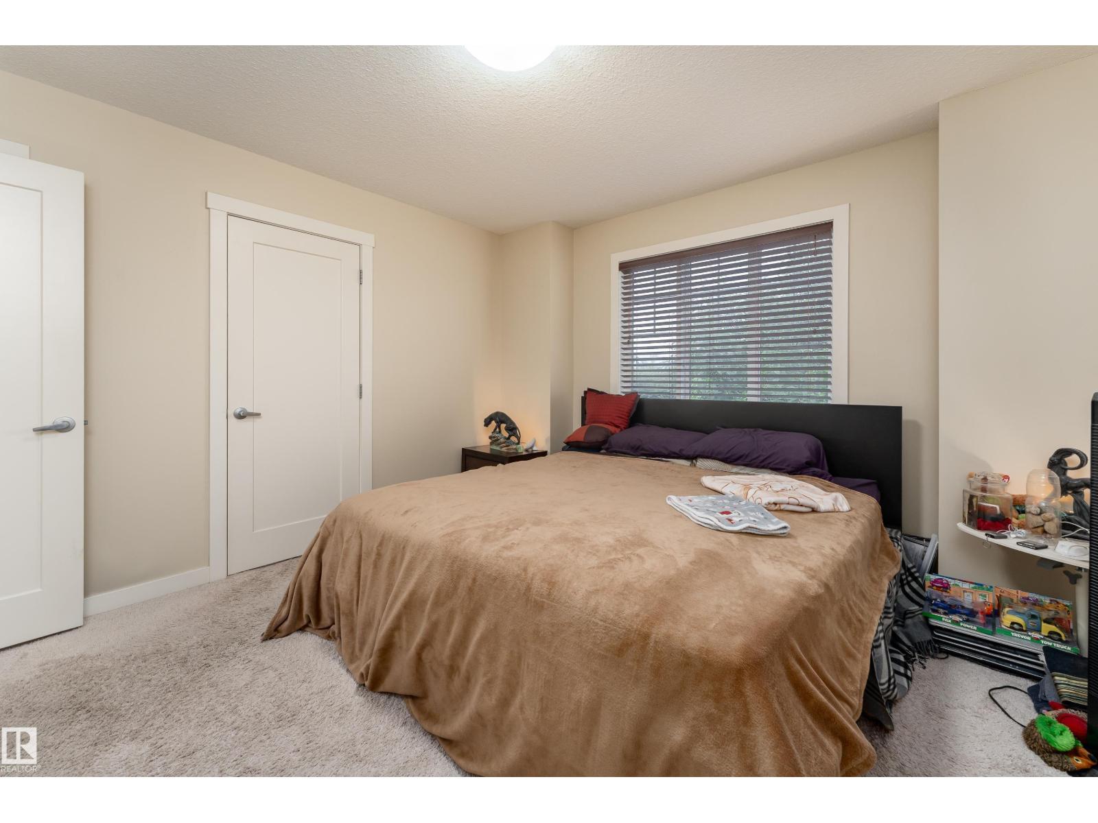152 CY BECKER BV NW — photo 21