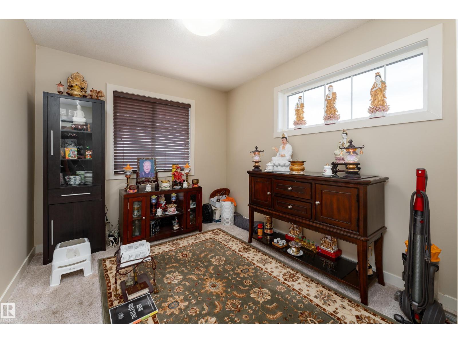 152 CY BECKER BV NW — photo 23