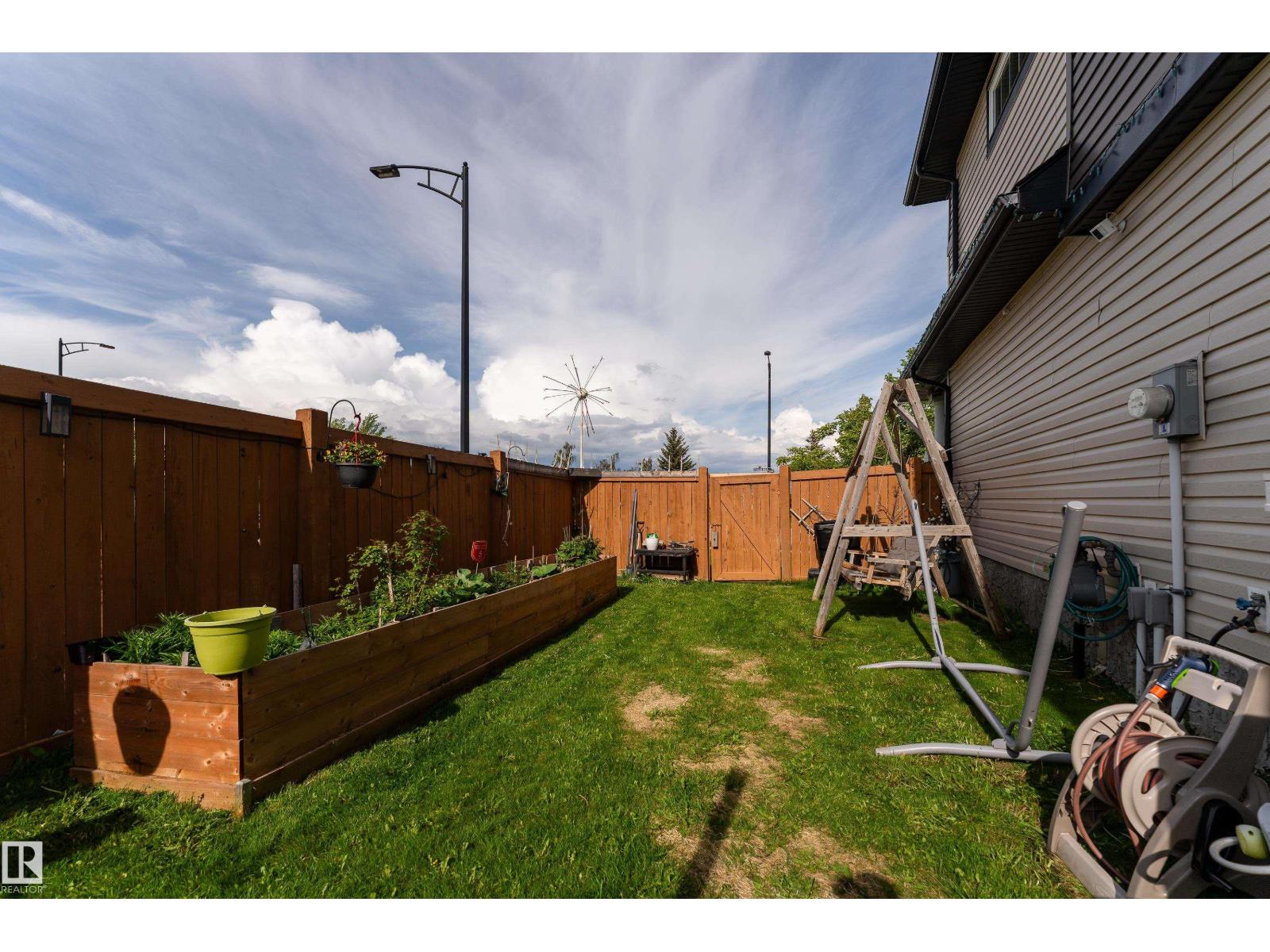 152 CY BECKER BV NW — photo 30