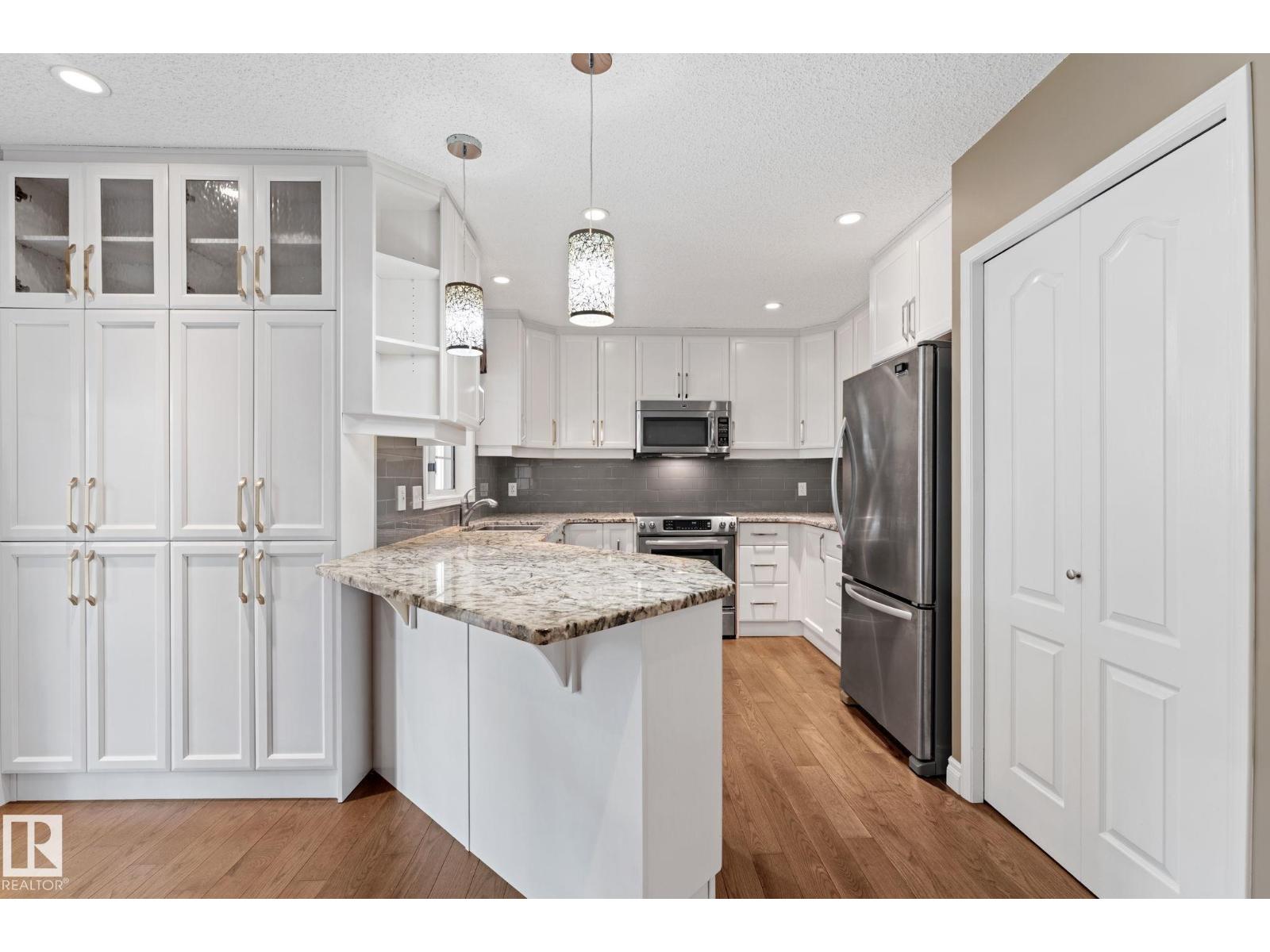 963 YOUVILLE DR W NW — photo 16