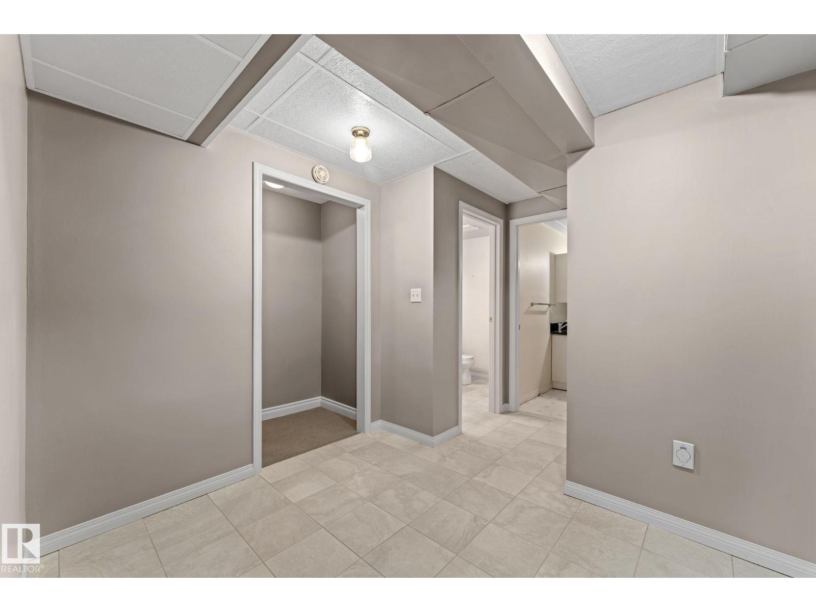 963 YOUVILLE DR W NW — photo 35