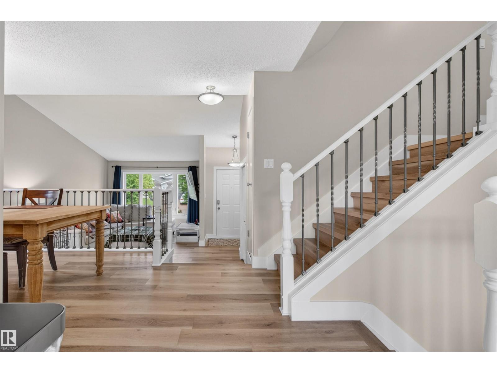 13 DANBRIDGE PL — photo 7