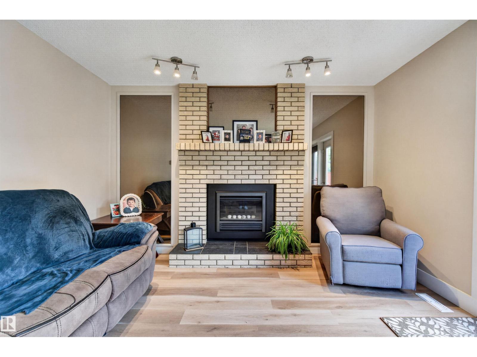 13 DANBRIDGE PL — photo 12