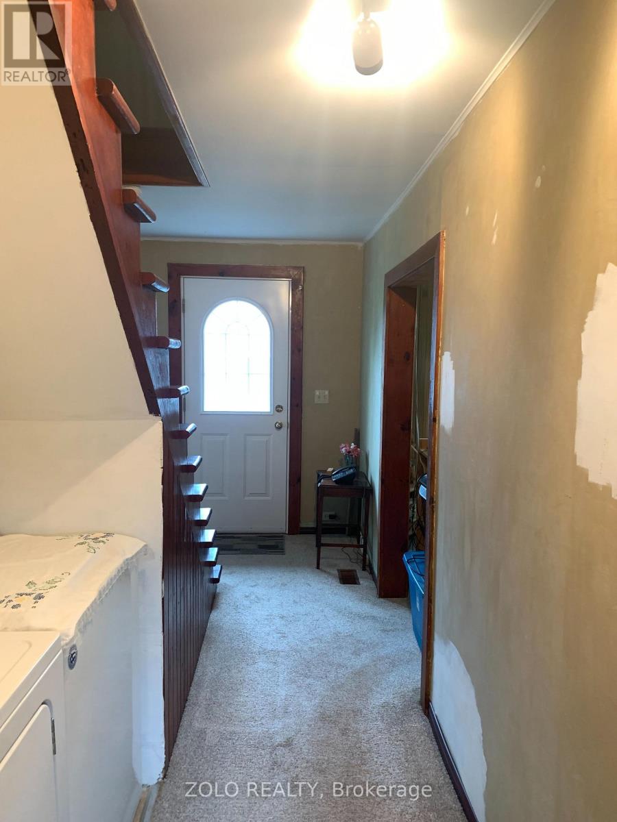 90 JOSEPH STREET - 4